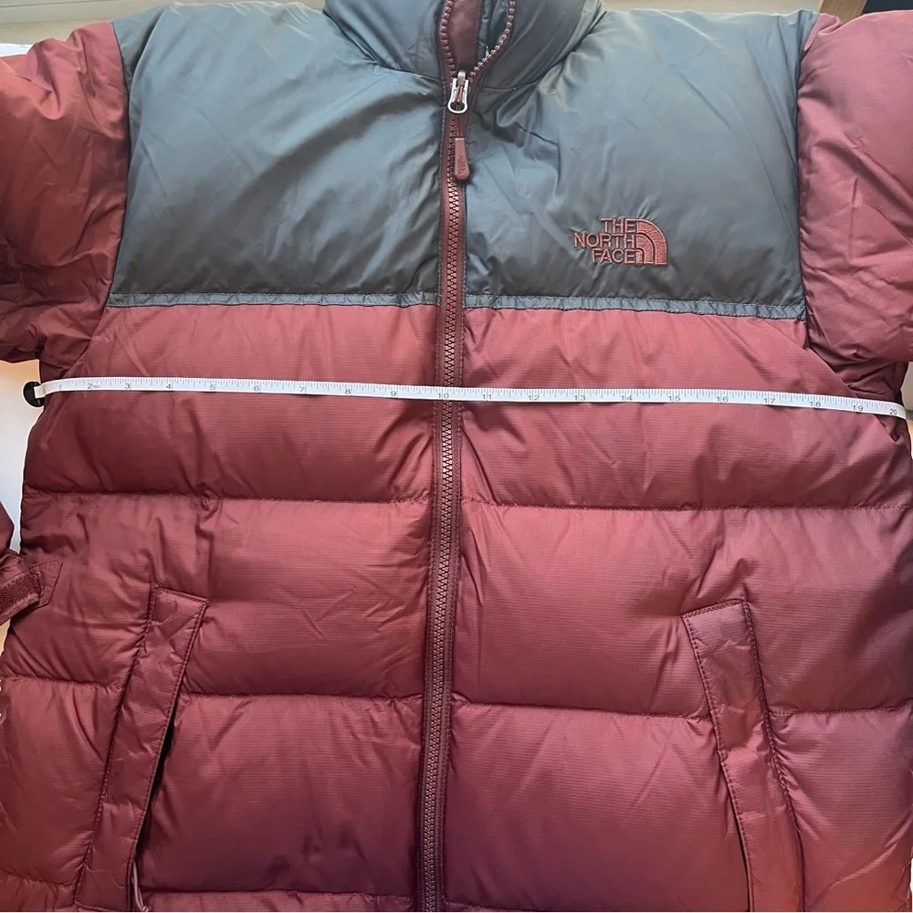 The North Fave 700 Down Puffer Jacket Maroon and Black Size Small - Picture 6 of 10